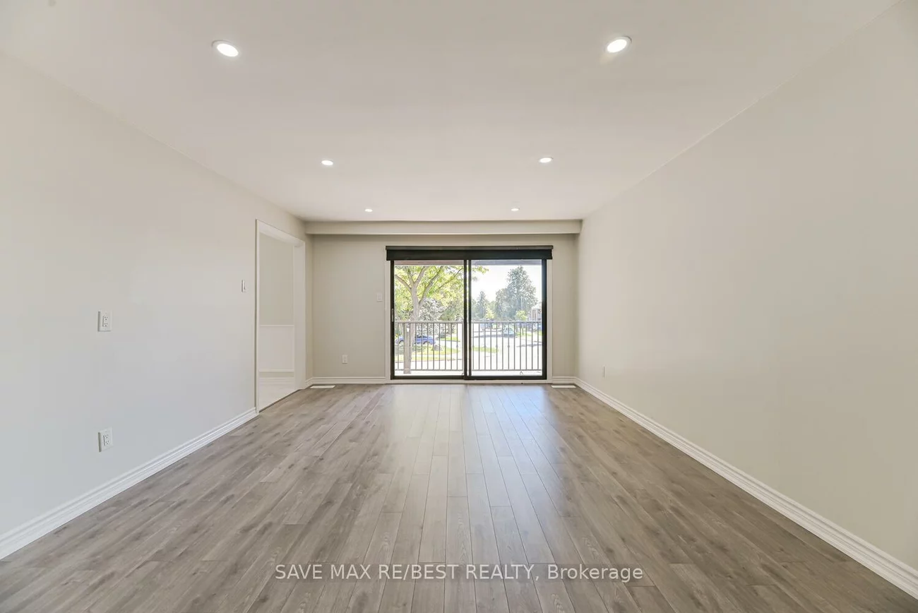 4, Petunias, Madoc, Brampton