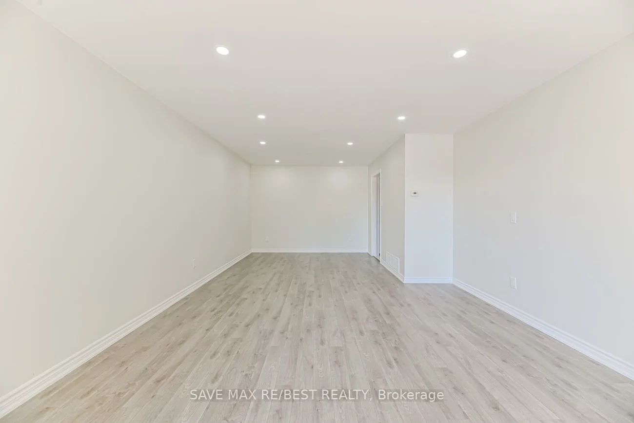 4, Petunias, Madoc, Brampton