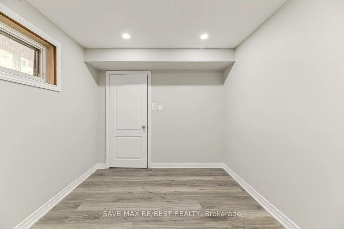 4, Petunias, Madoc, Brampton