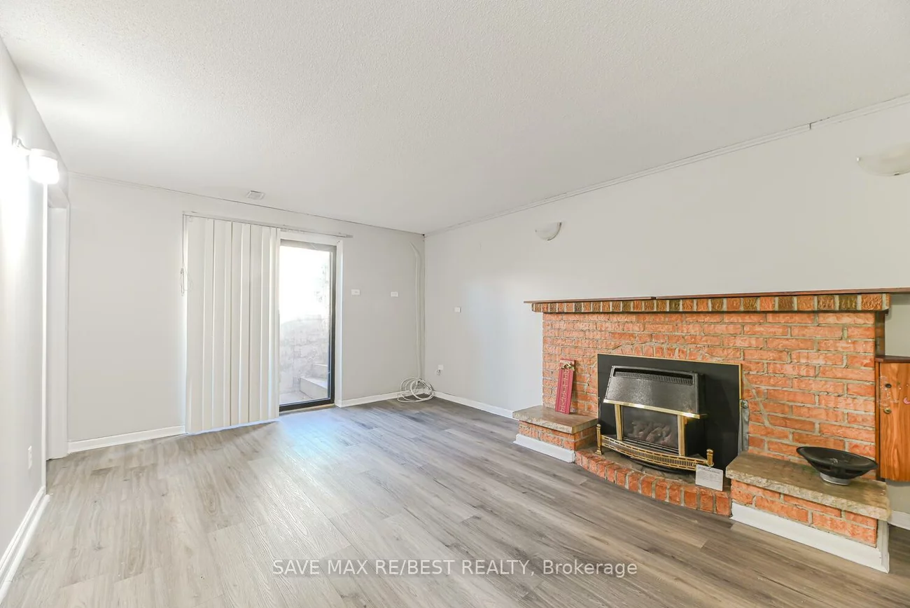 4, Petunias, Madoc, Brampton