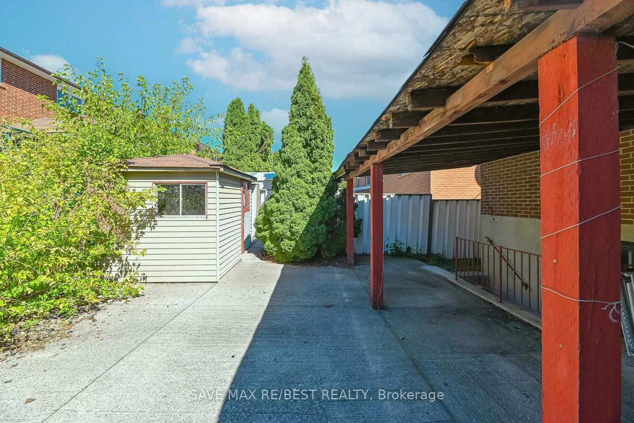 4, Petunias, Madoc, Brampton