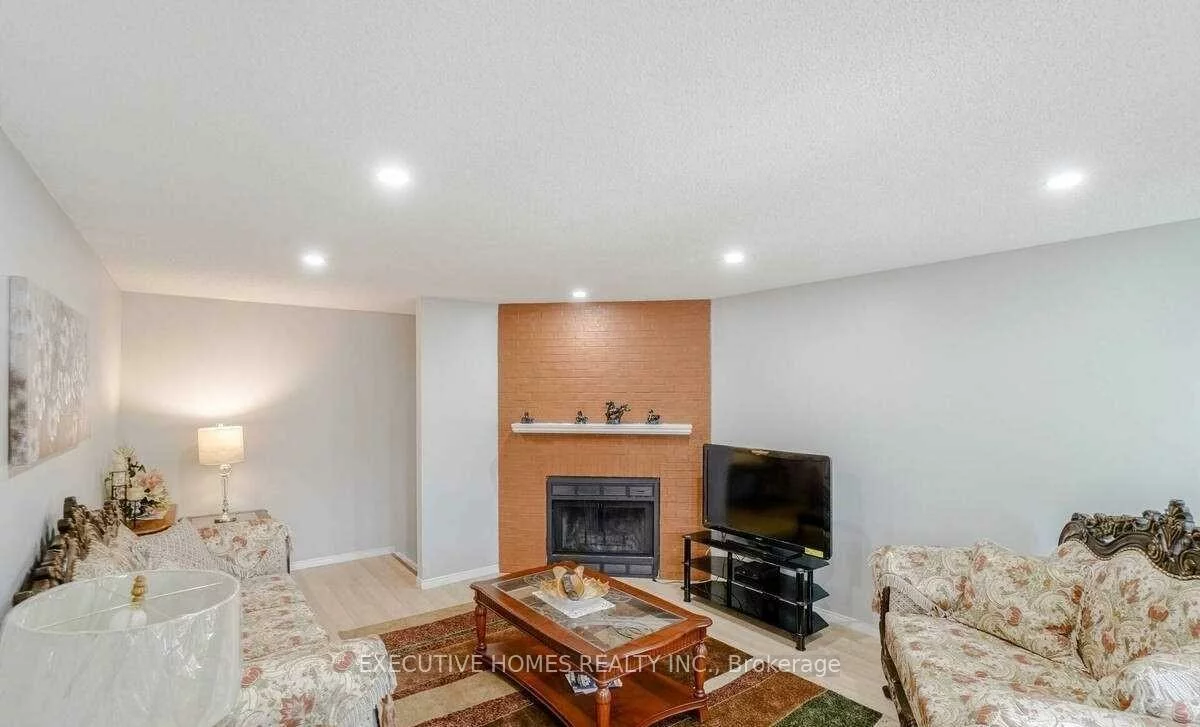 114, Toba, Heart Lake, Brampton