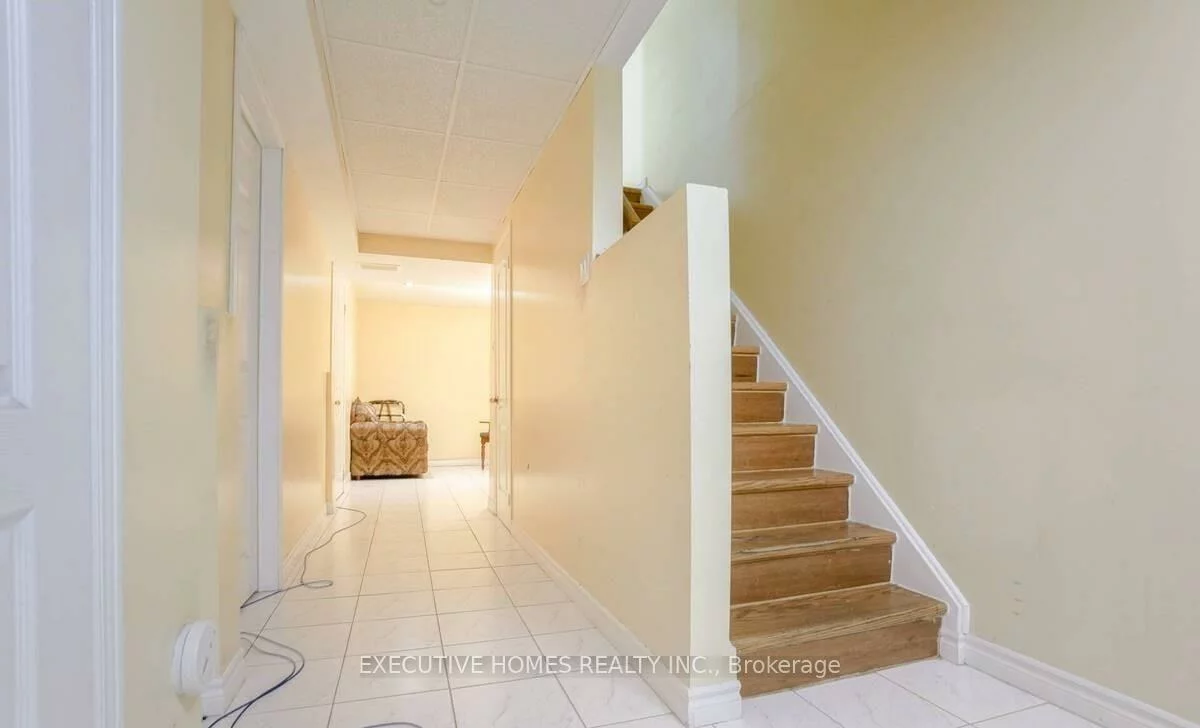 114, Toba, Heart Lake, Brampton