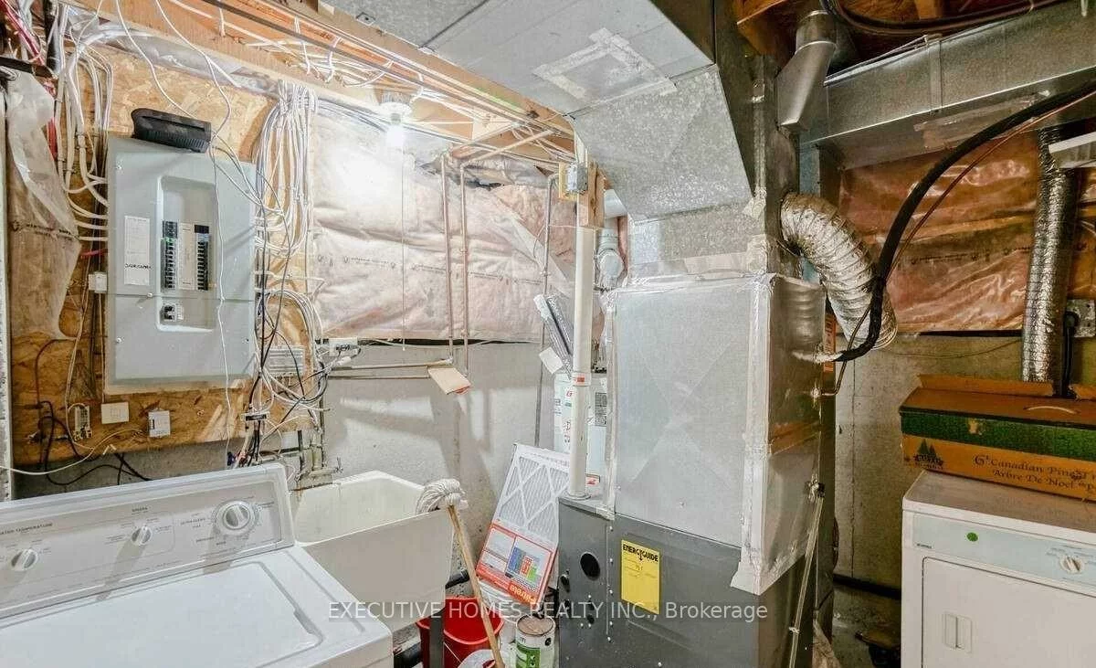 114, Toba, Heart Lake, Brampton