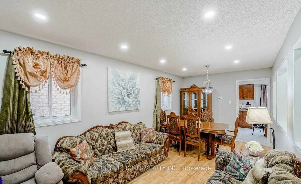 114, Toba, Heart Lake, Brampton