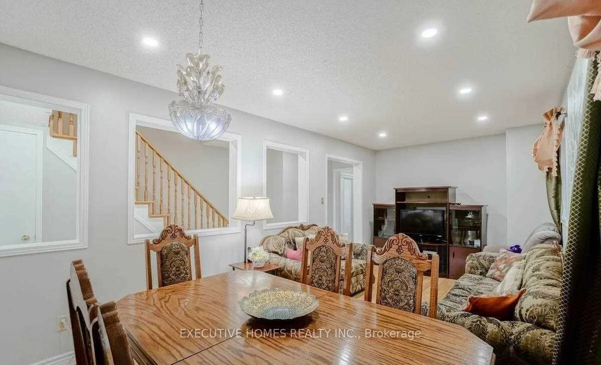 114, Toba, Heart Lake, Brampton