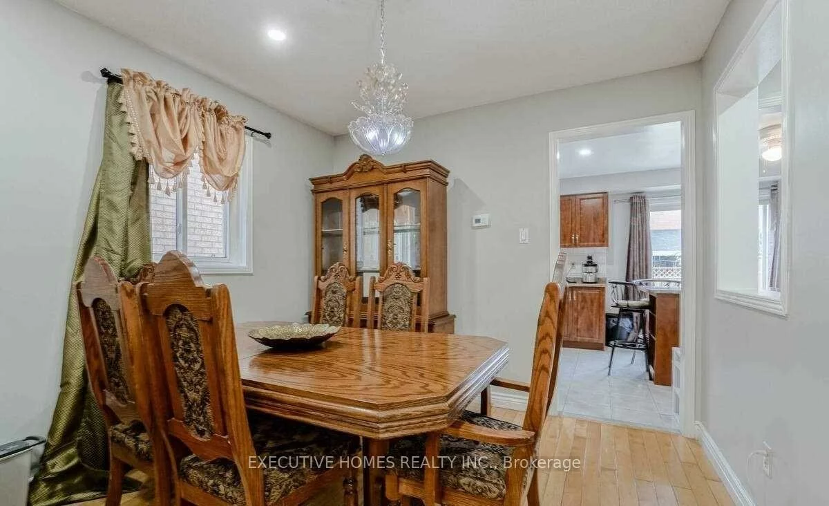 114, Toba, Heart Lake, Brampton