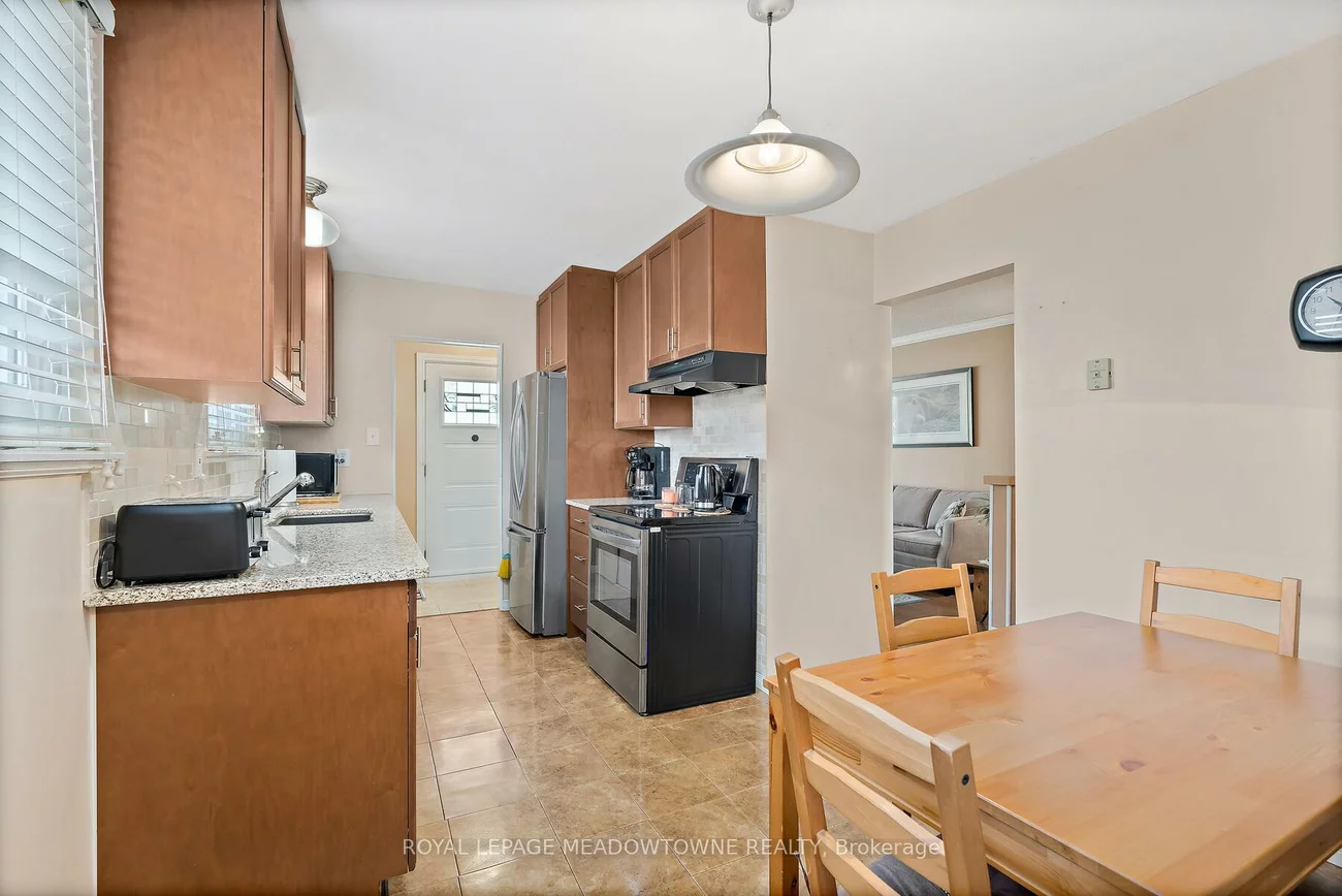 73, Jefferson, Northgate, Brampton