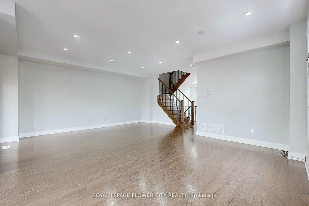 2, Summerbeam, Brampton West, Brampton