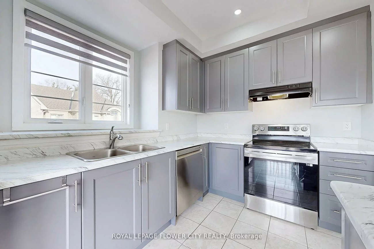 2, Summerbeam, Brampton West, Brampton