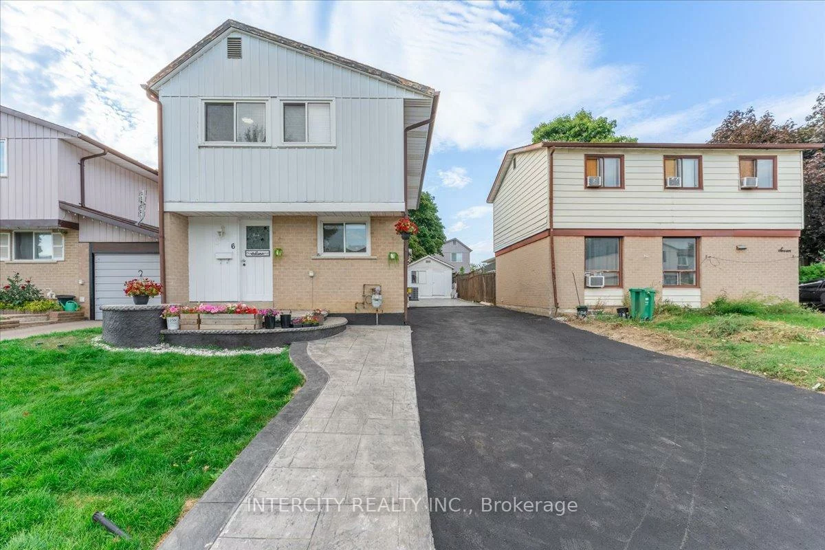 6, Hedley, Central Park, Brampton