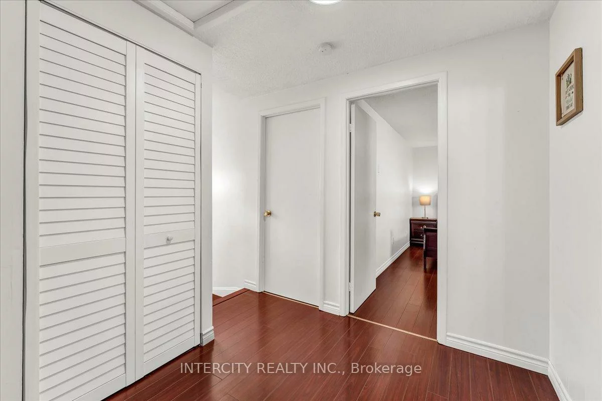 6, Hedley, Central Park, Brampton