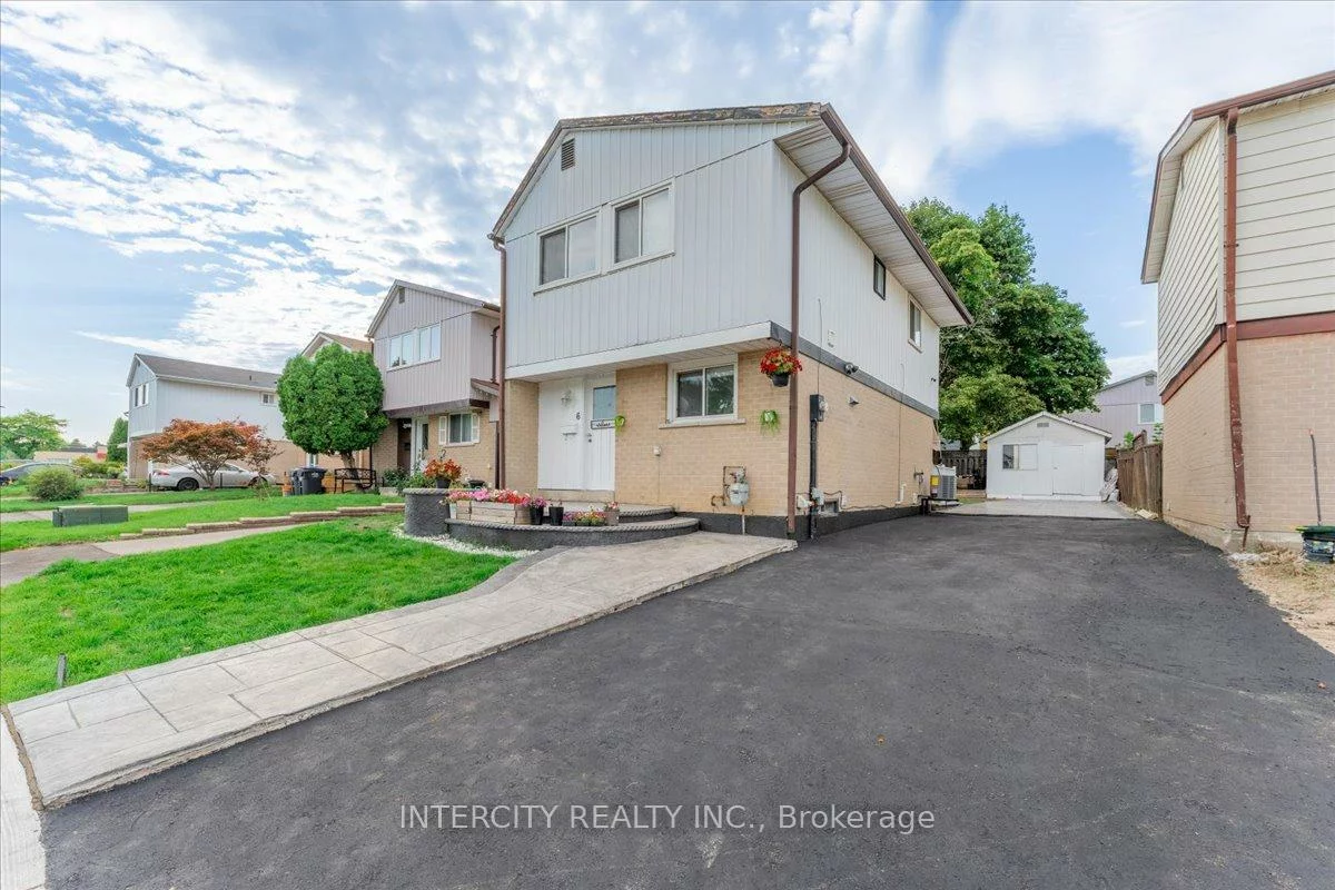 6, Hedley, Central Park, Brampton