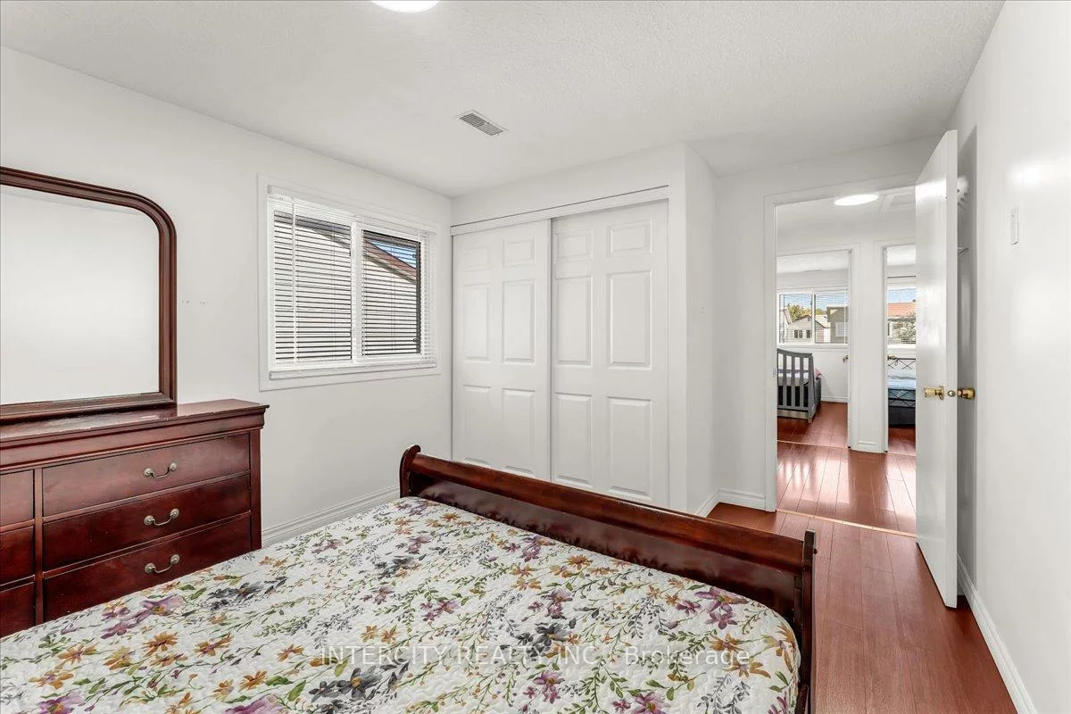 6, Hedley, Central Park, Brampton