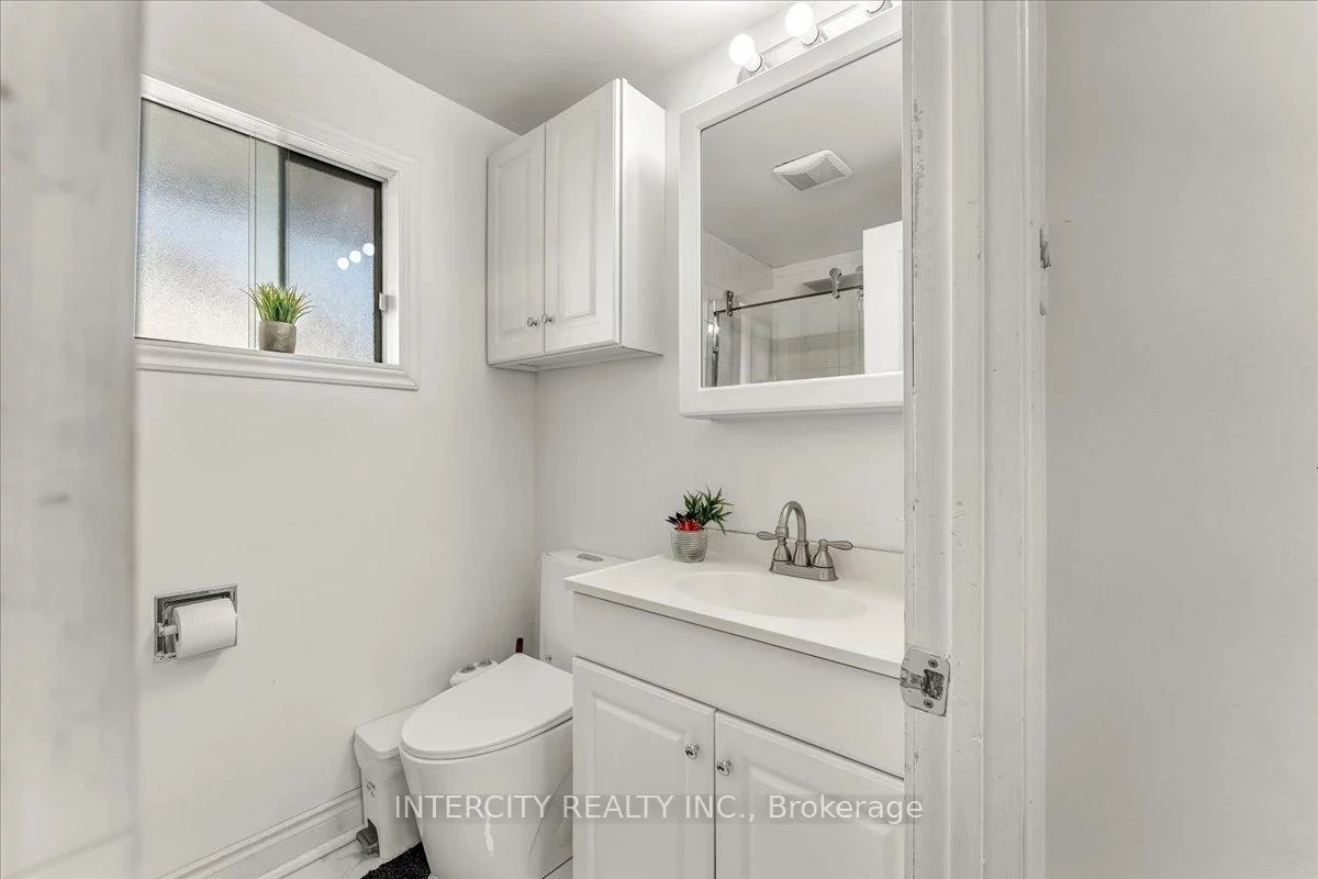 6, Hedley, Central Park, Brampton