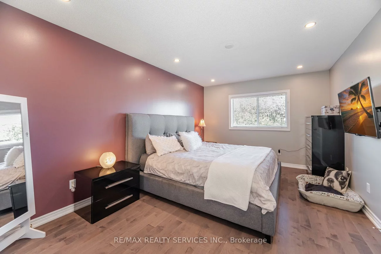 5, Melrose, Snelgrove, Brampton