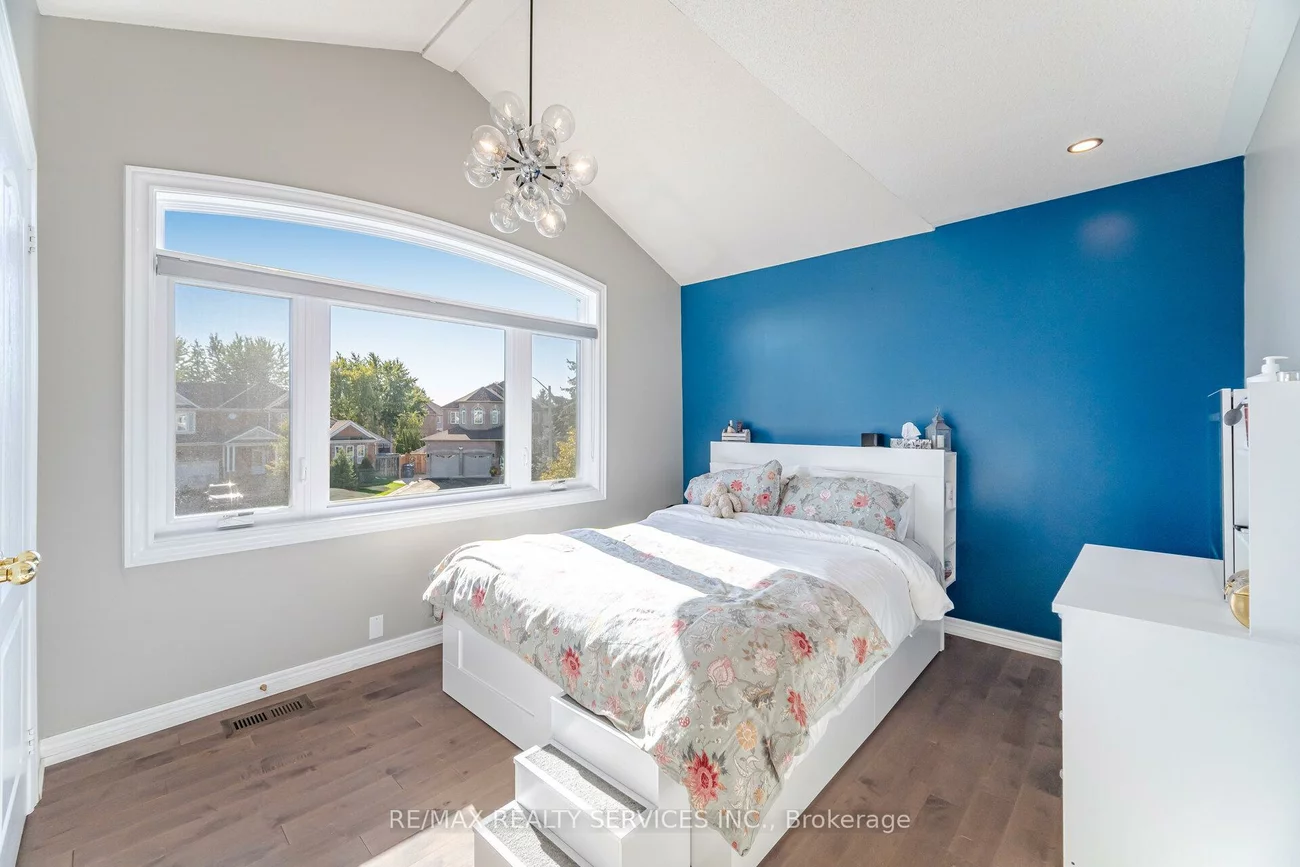 5, Melrose, Snelgrove, Brampton