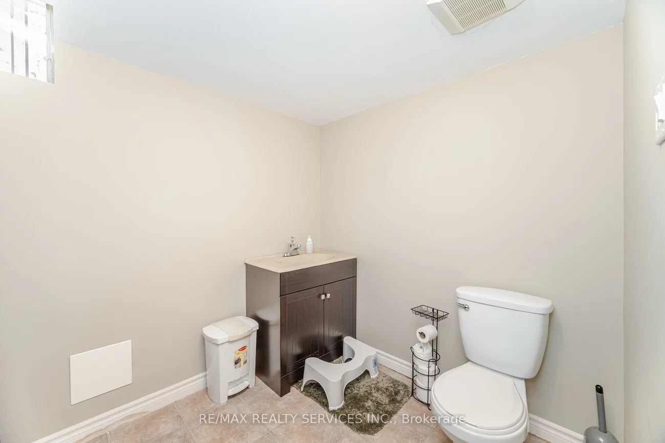5, Melrose, Snelgrove, Brampton