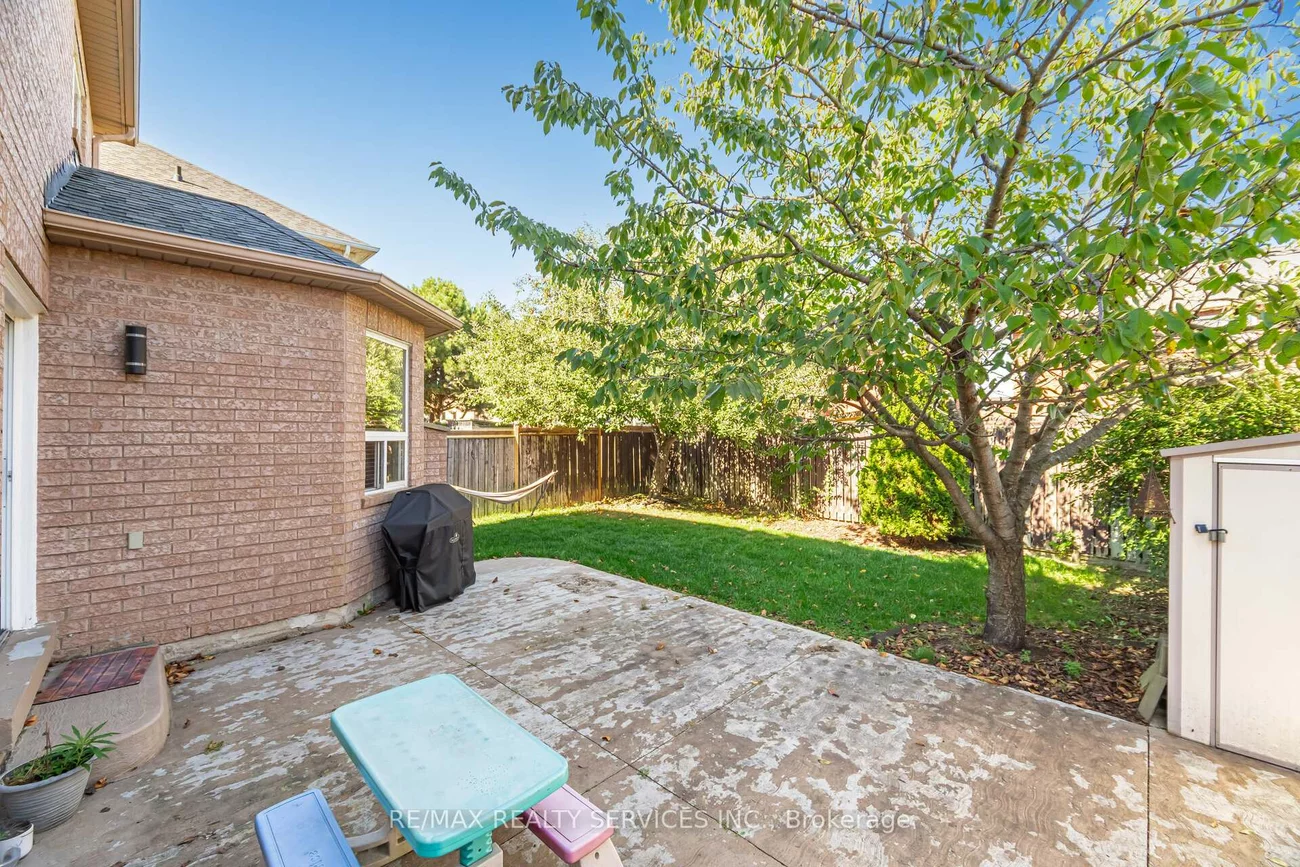 5, Melrose, Snelgrove, Brampton