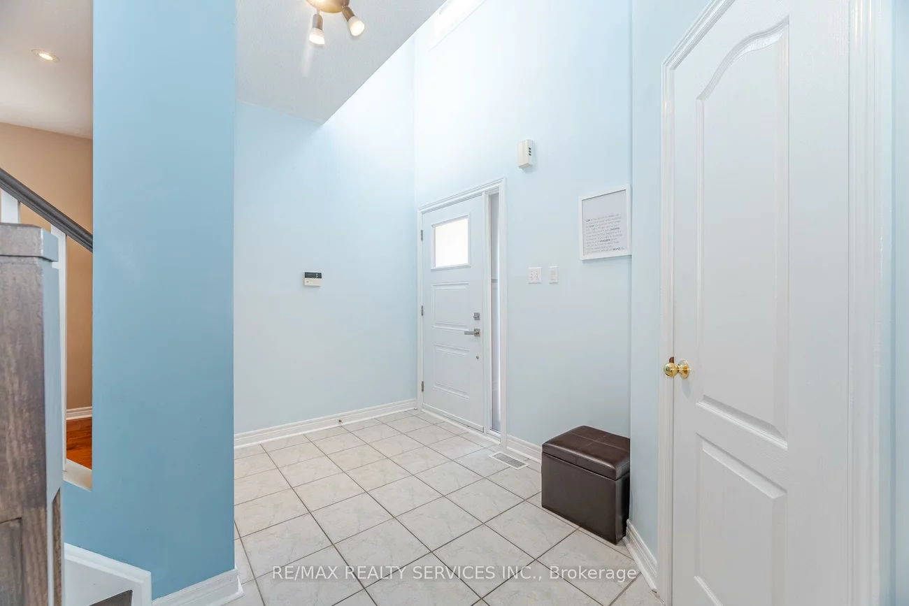 5, Melrose, Snelgrove, Brampton