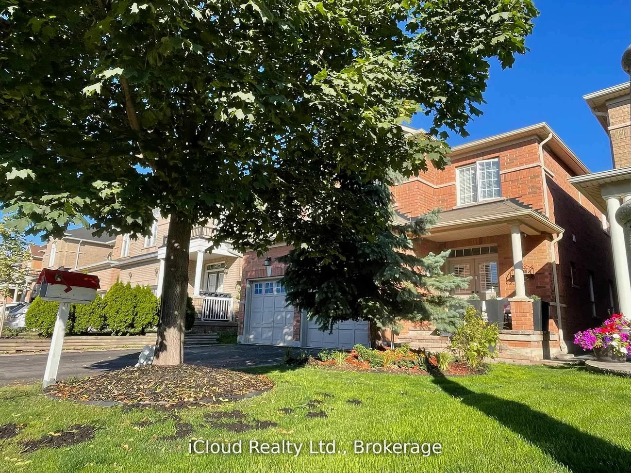 22, Fallgate, Credit Valley, Brampton