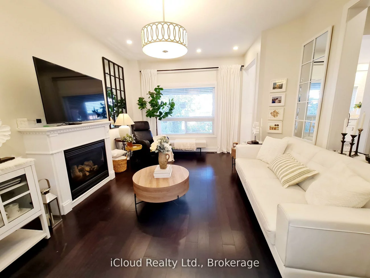 22, Fallgate, Credit Valley, Brampton