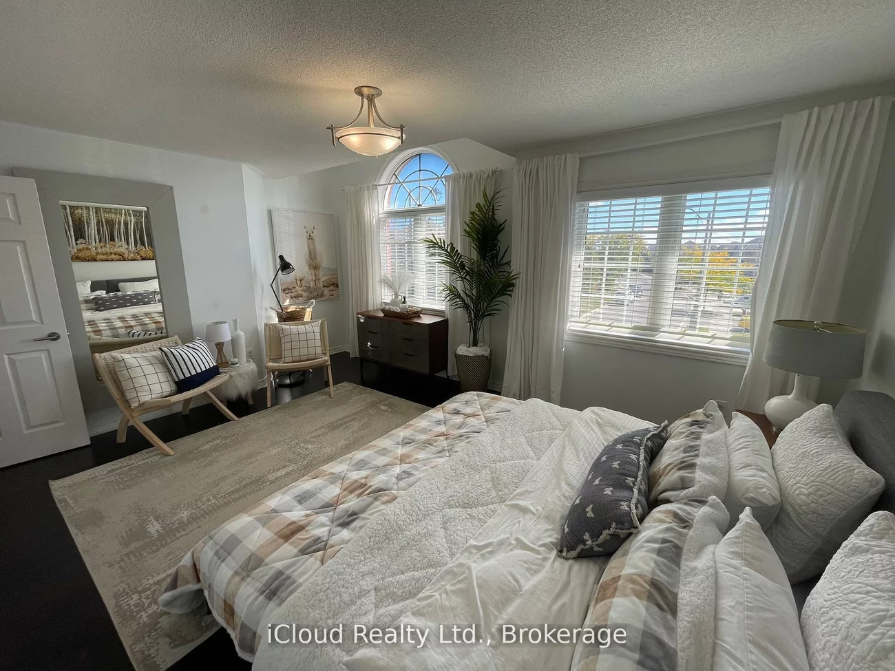 22, Fallgate, Credit Valley, Brampton