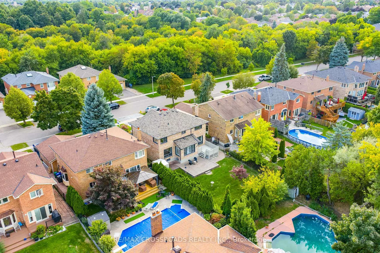 75, Barr, Heart Lake East, Brampton
