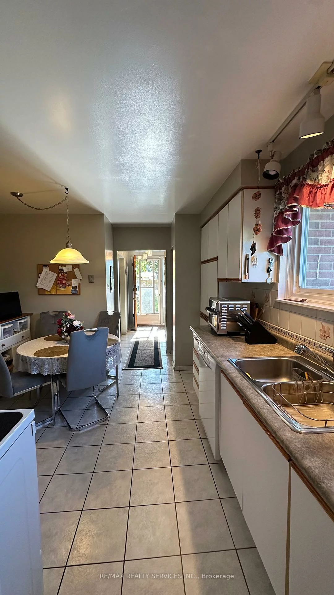 59, Belmont, Avondale, Brampton