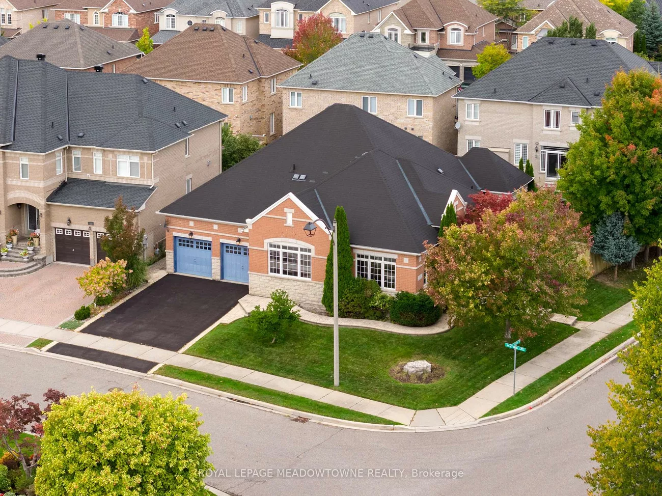 32, Nova Scotia, Bram West, Brampton