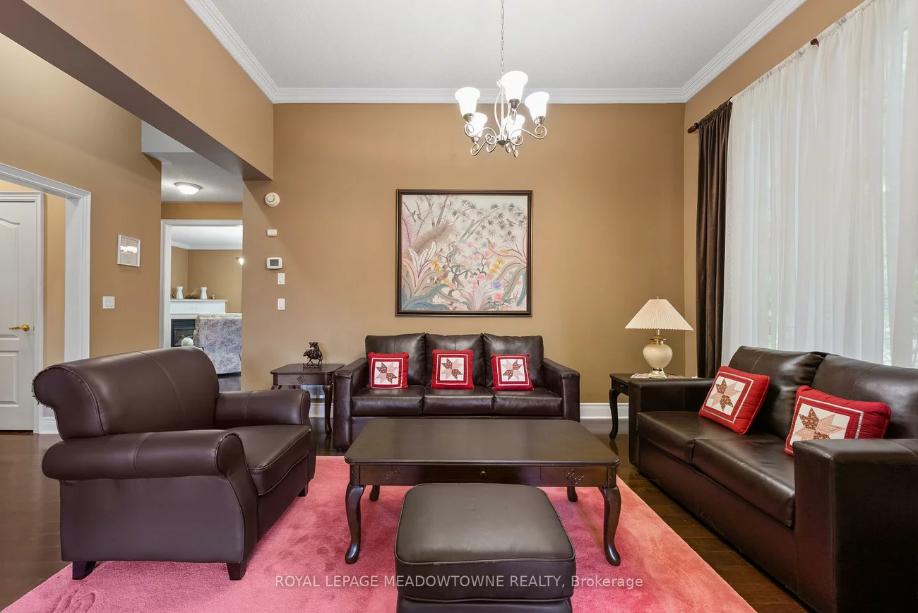 32, Nova Scotia, Bram West, Brampton