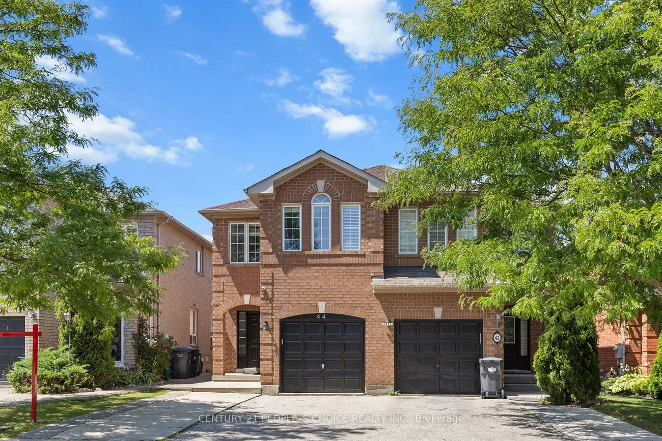 44, Roadmaster, Fletcher's Meadow, Brampton