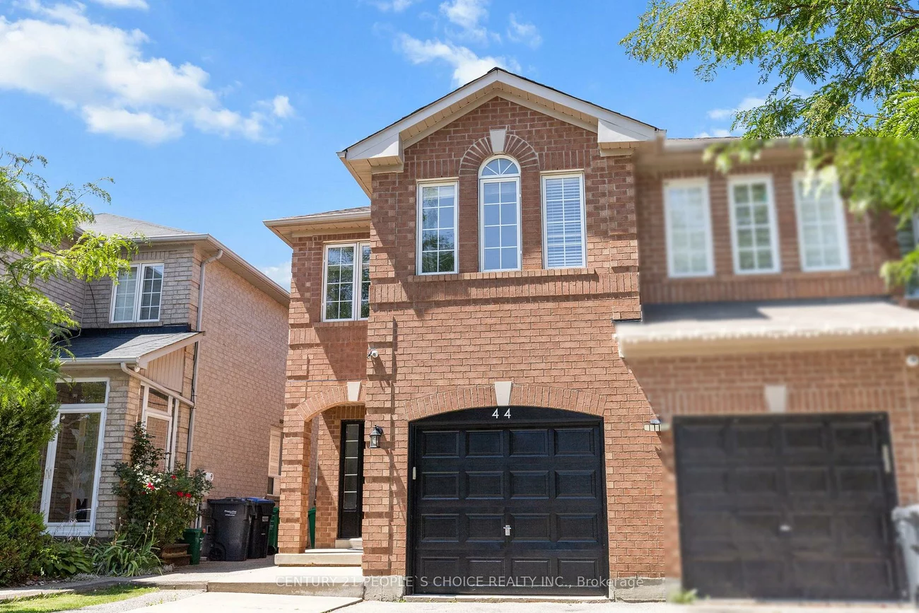 44, Roadmaster, Fletcher's Meadow, Brampton