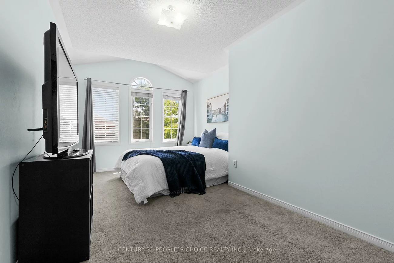 44, Roadmaster, Fletcher's Meadow, Brampton