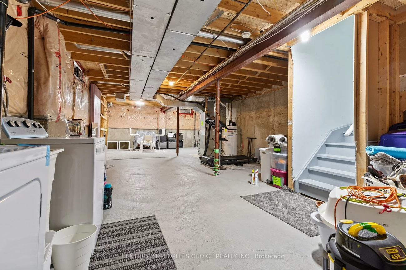 44, Roadmaster, Fletcher's Meadow, Brampton