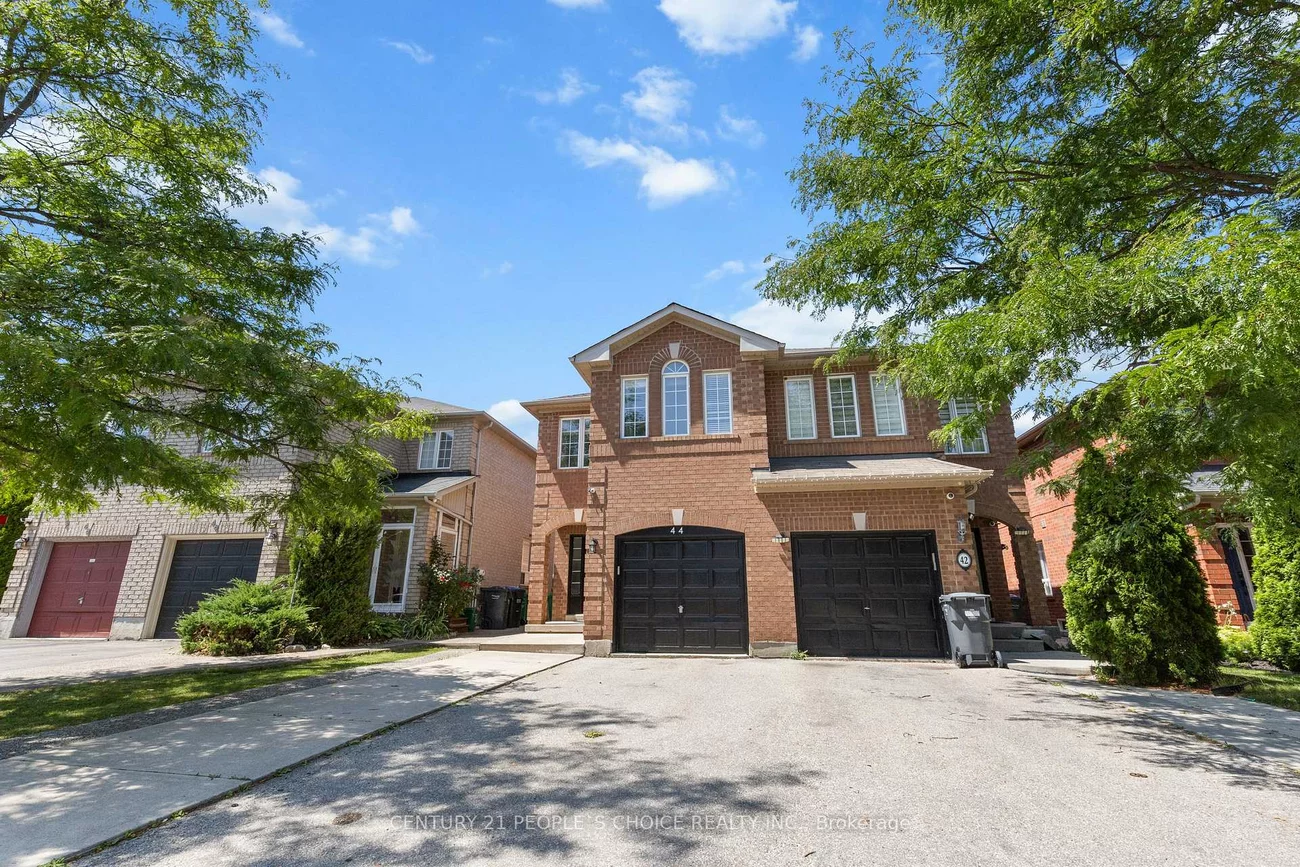 44, Roadmaster, Fletcher's Meadow, Brampton