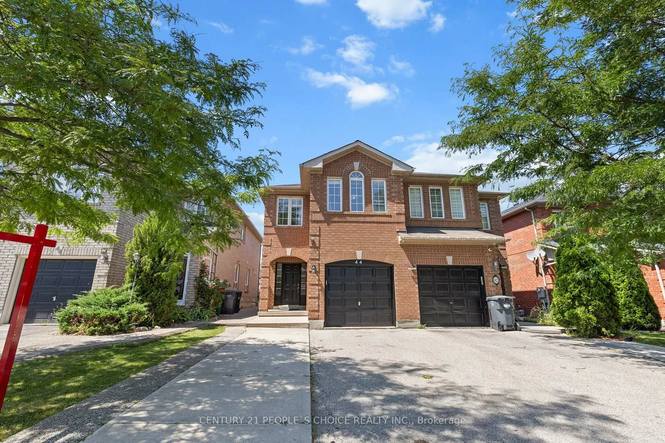 44, Roadmaster, Fletcher's Meadow, Brampton