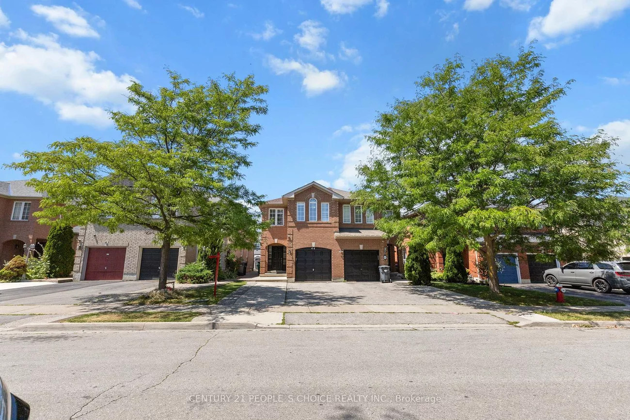 44, Roadmaster, Fletcher's Meadow, Brampton