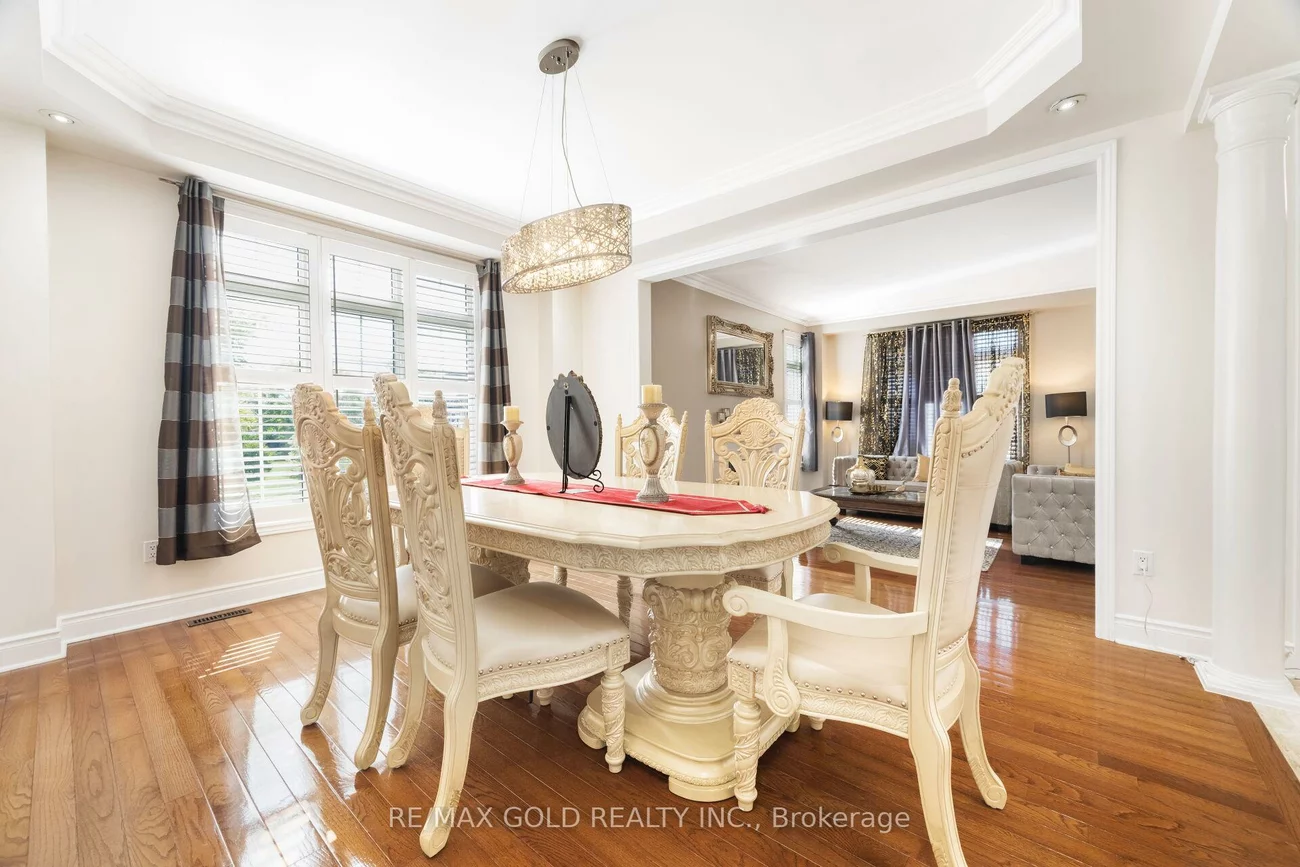 19, Eiffel, Vales of Castlemore North, Brampton