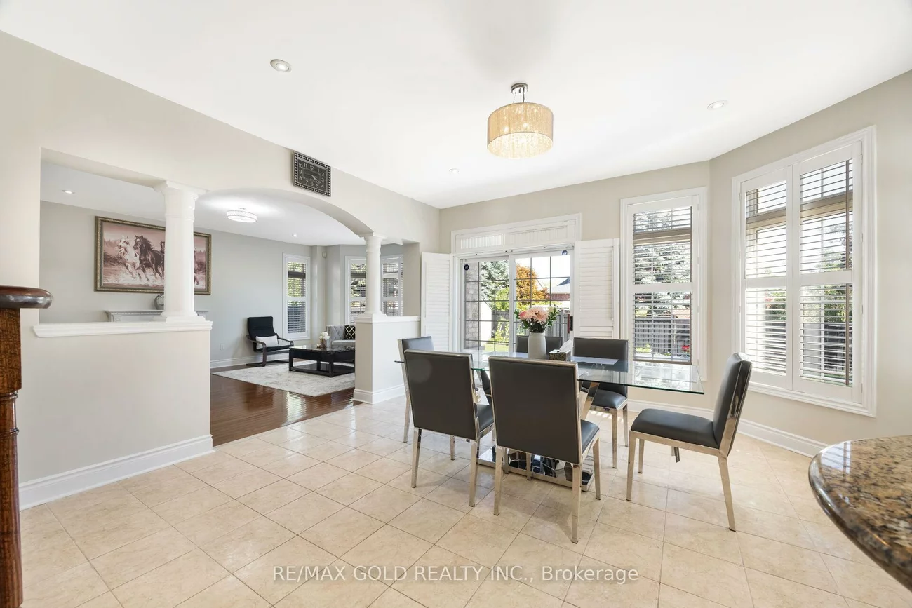 19, Eiffel, Vales of Castlemore North, Brampton