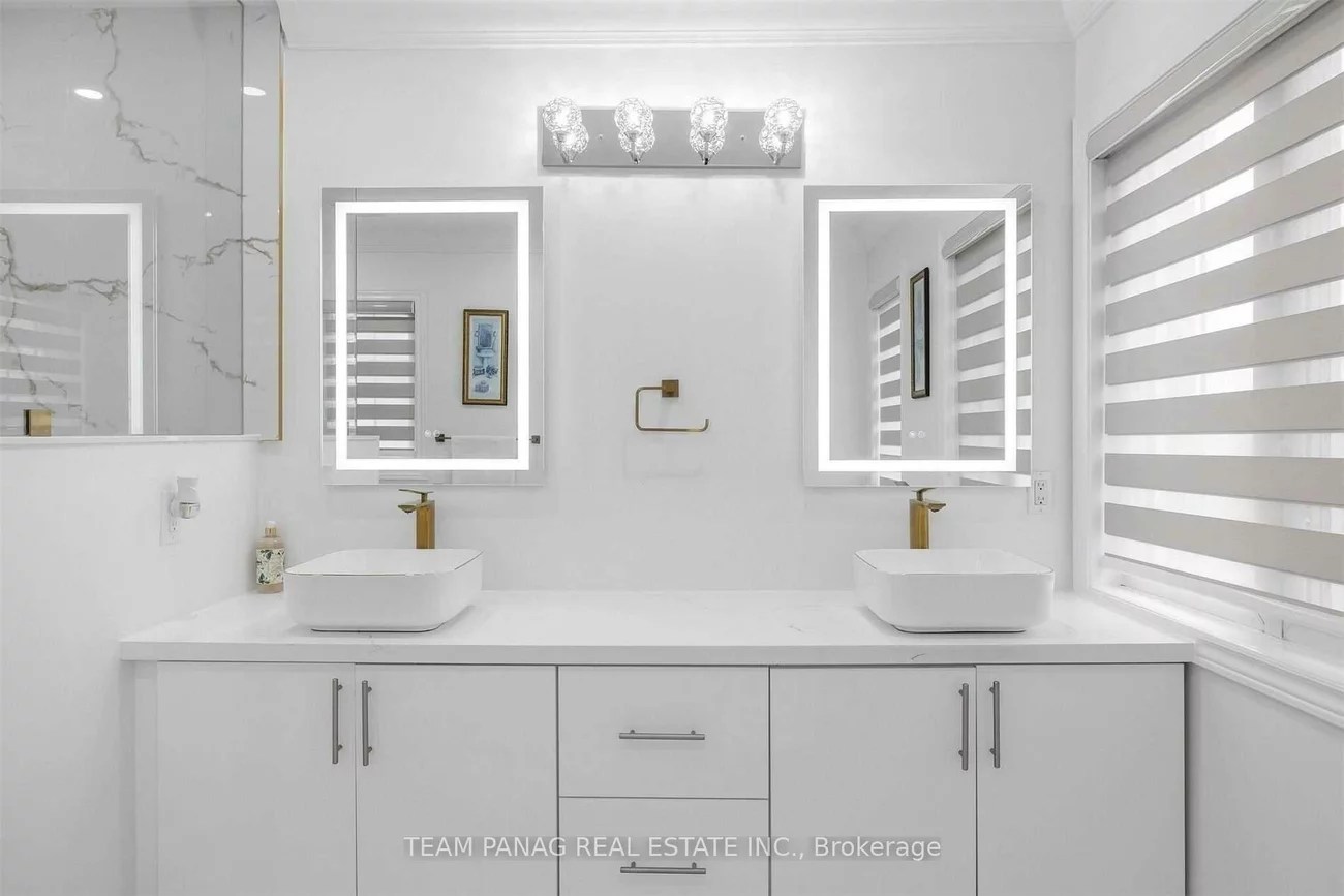 73, Louvain, Vales of Castlemore North, Brampton