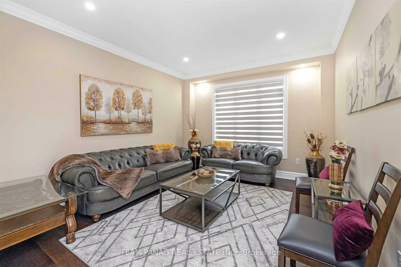 73, Louvain, Vales of Castlemore North, Brampton