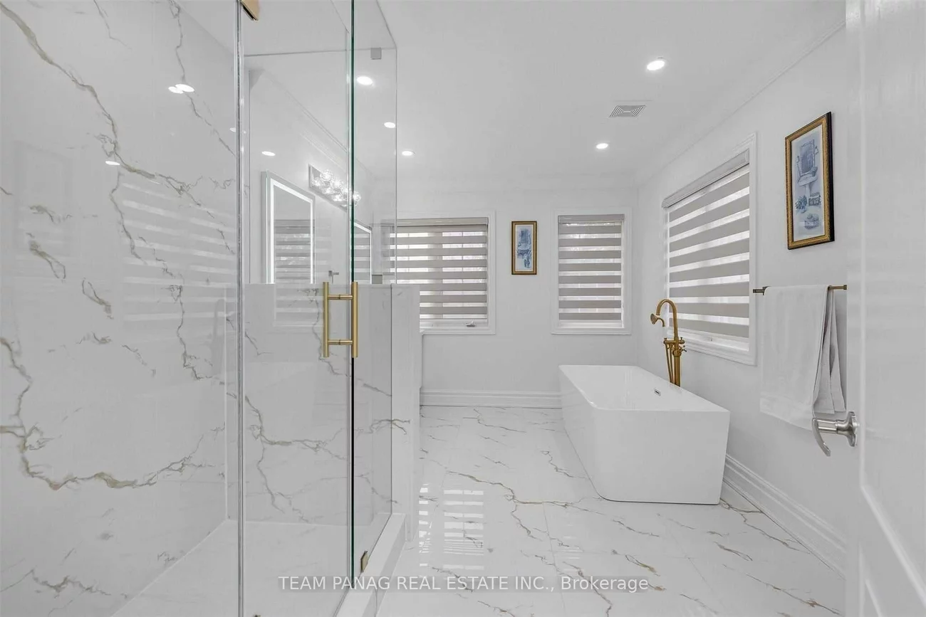 73, Louvain, Vales of Castlemore North, Brampton