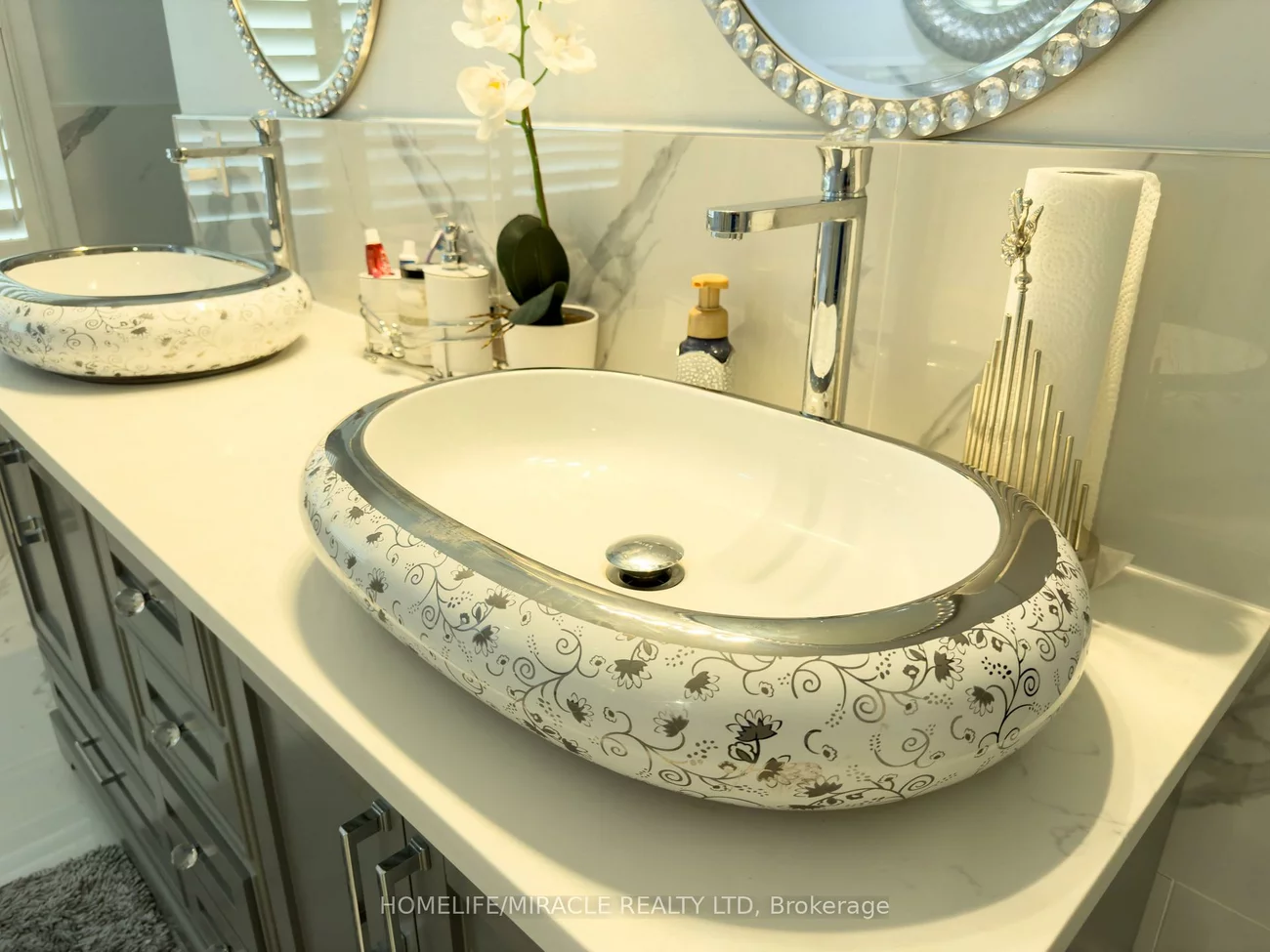 404, Queen Mary, Northwest Brampton, Brampton