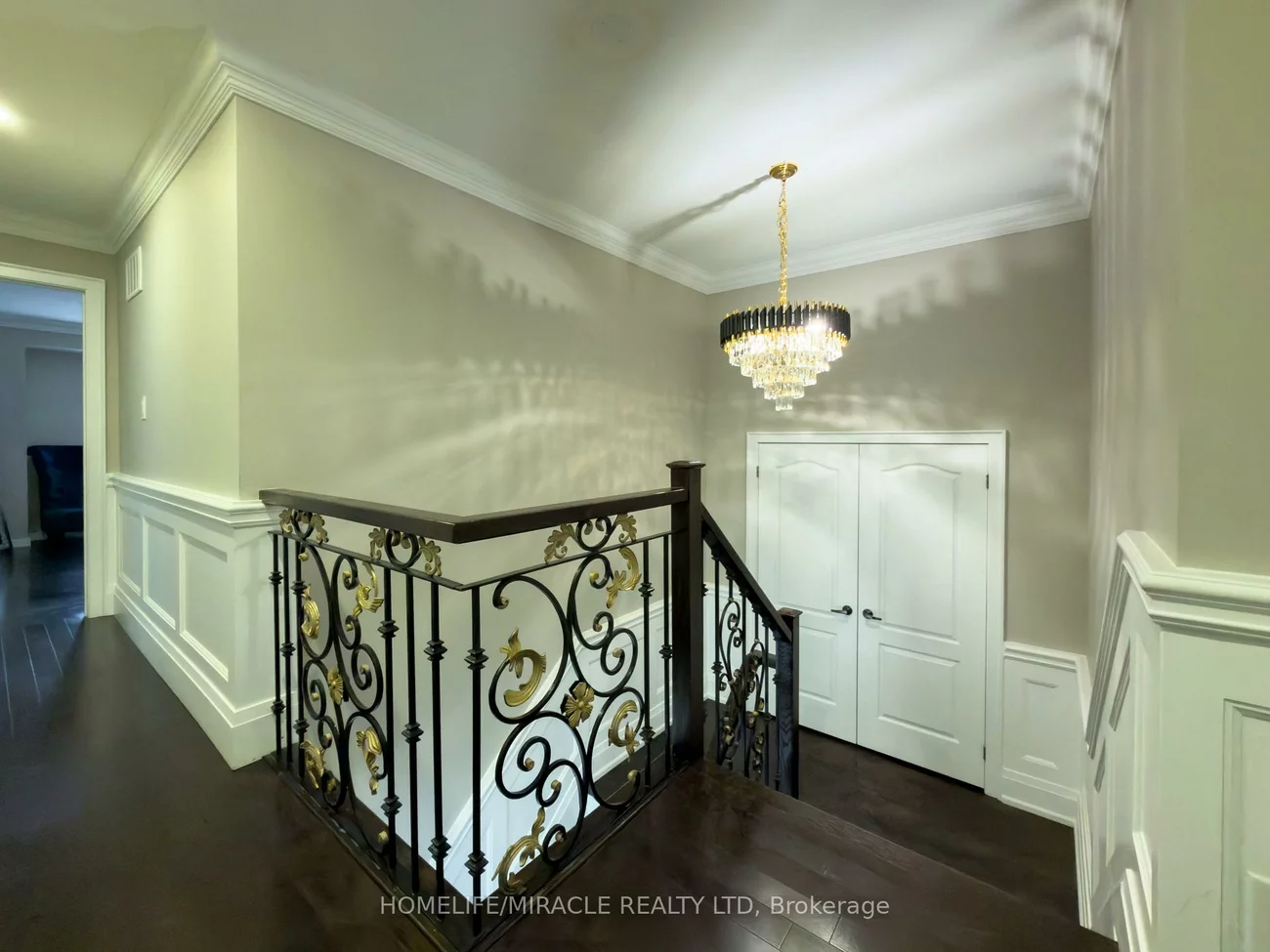 404, Queen Mary, Northwest Brampton, Brampton