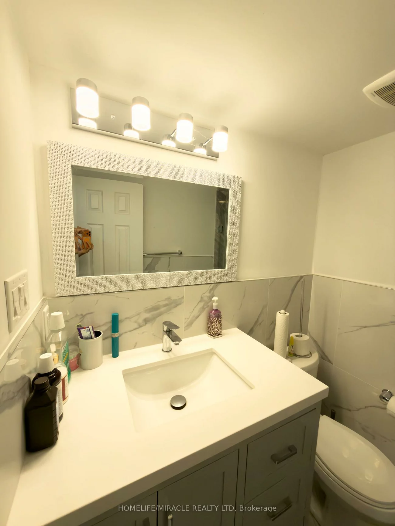 404, Queen Mary, Northwest Brampton, Brampton