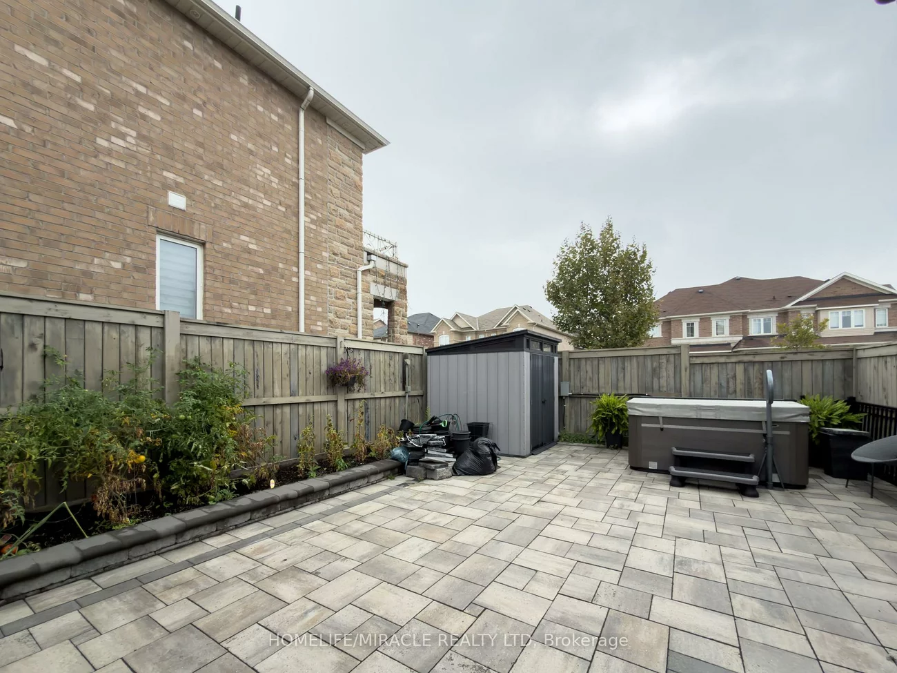 404, Queen Mary, Northwest Brampton, Brampton