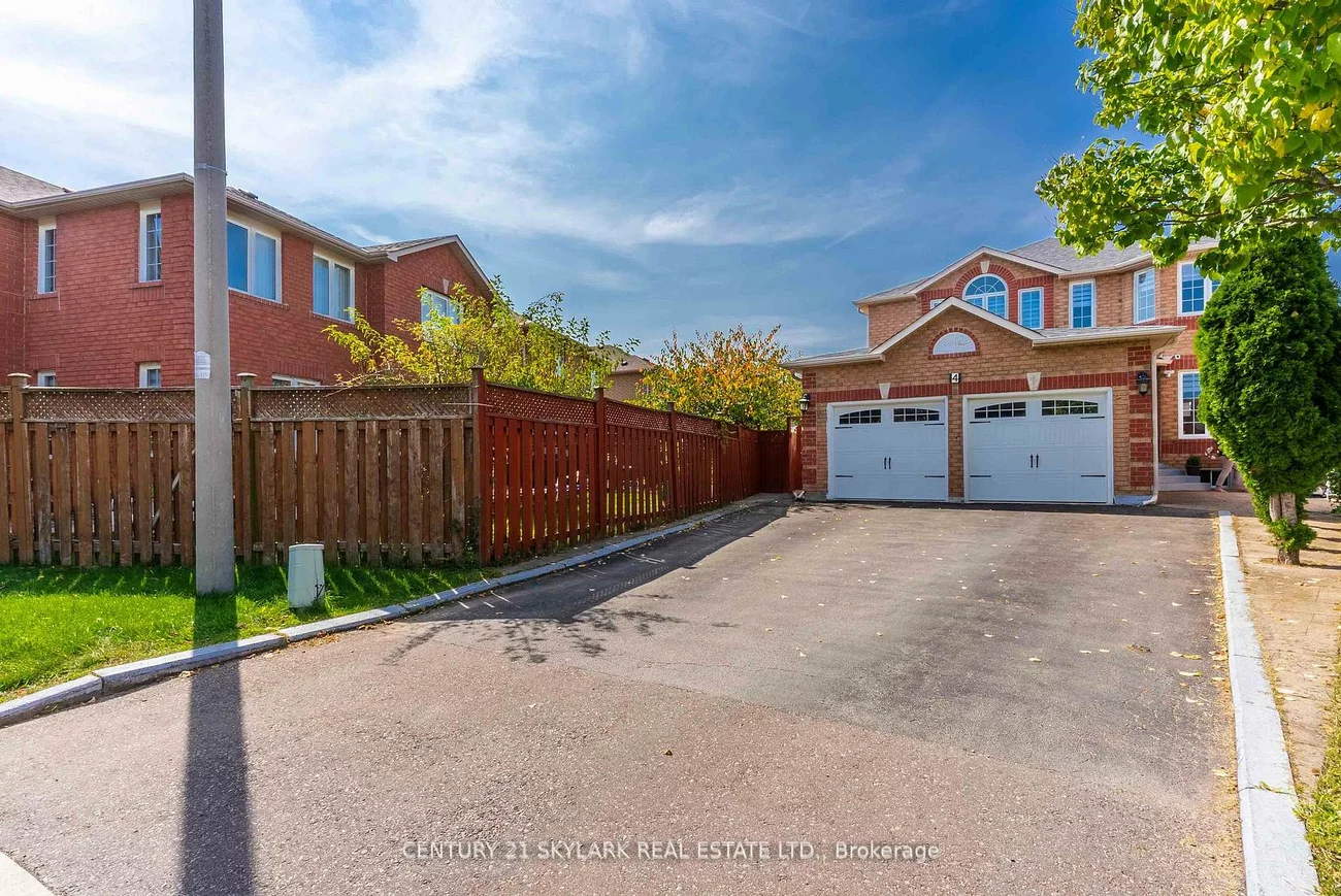 4, Moonstone, Fletcher's Creek South, Brampton