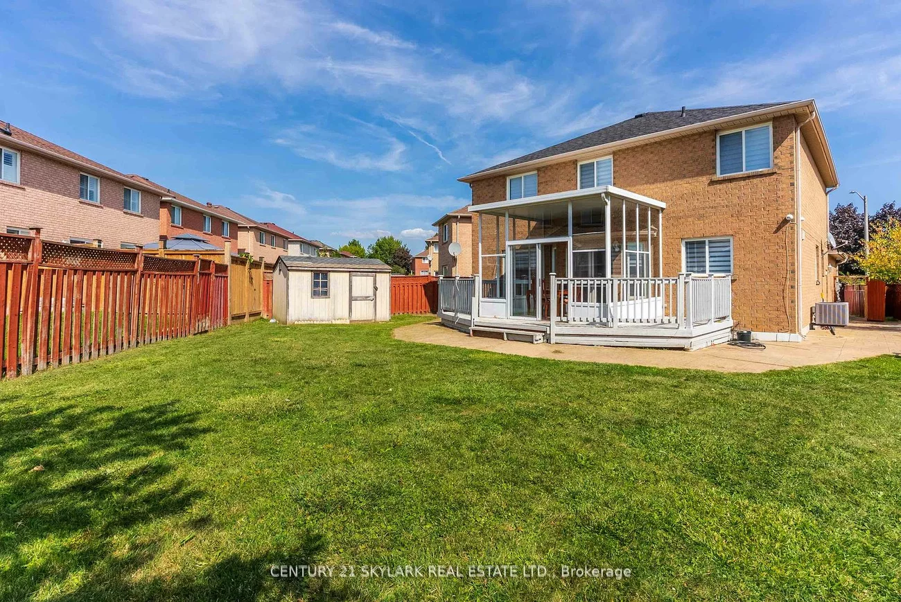 4, Moonstone, Fletcher's Creek South, Brampton
