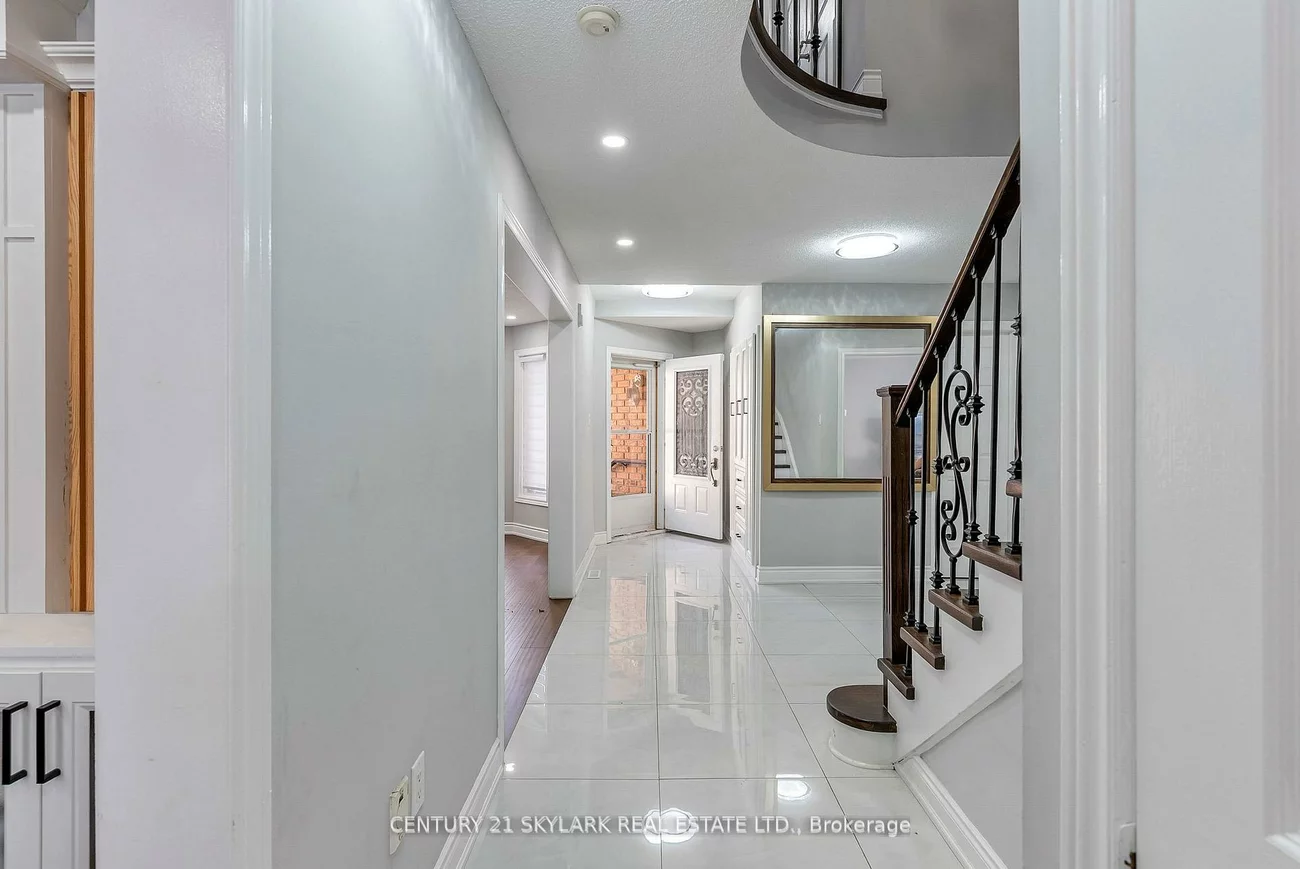 4, Moonstone, Fletcher's Creek South, Brampton